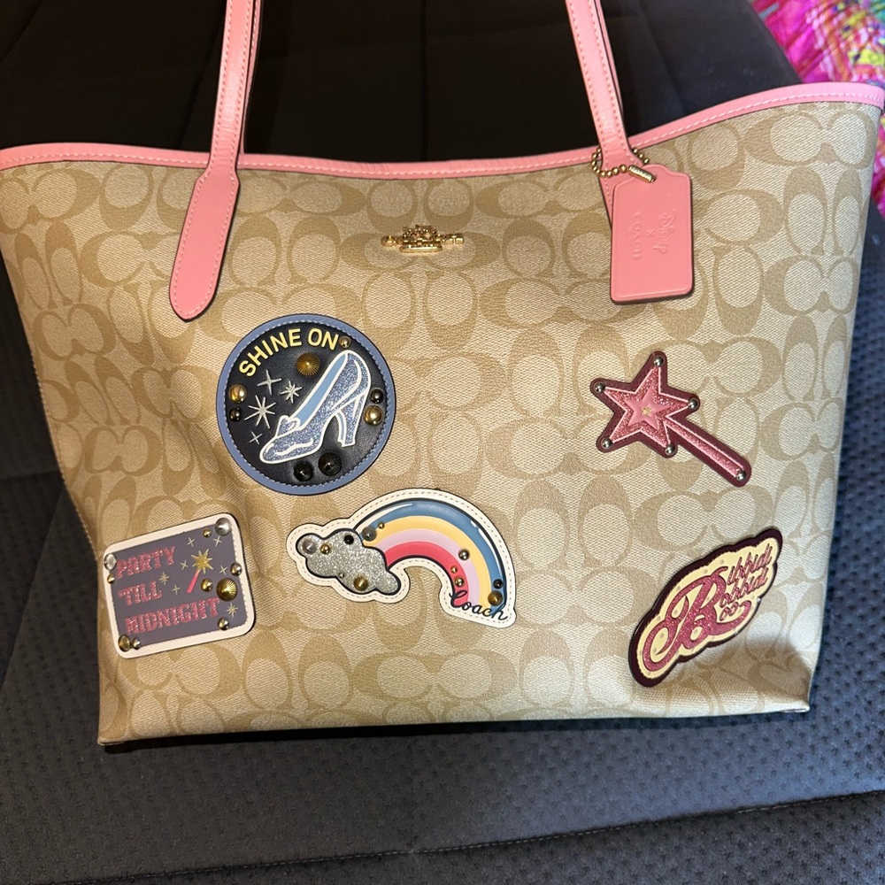 Coach X Disney Cinderella Signature & patch tote